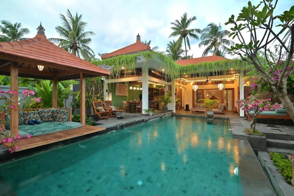 Dewi Parwati - Private With Pool - North Bali - Private Cook * Tegallengah