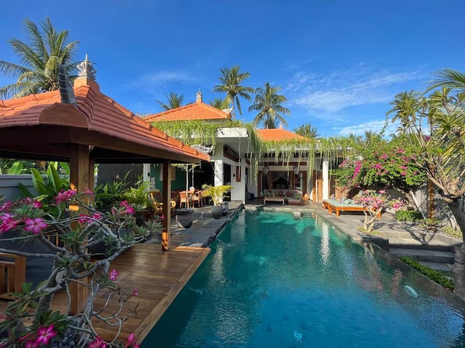Dewi Parwati - Private With Pool - North Bali - Private Cook Villa